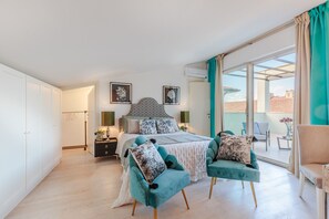 2 chambres, fer et planche à repasser, Wi-Fi gratuit, draps fournis