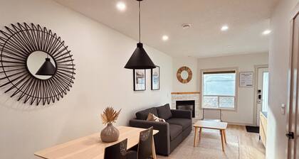The Overlook Stay |3 Homes |Canmore Harvie Heights
