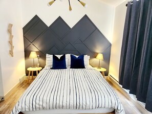 6 Schlafzimmer, Bügeleisen/Bügelbrett, kostenloses WLAN, Bettwäsche