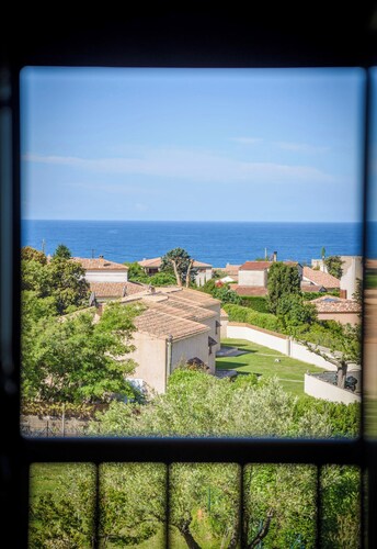 Rena Bianca, 25 m2, 6 min walk to the beach!