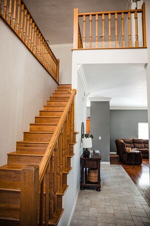 Interior - Spacious Home near MSSU College, Sleeps 21, Games, Cornhole, Large Kitchen (Joplin)