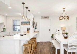 Carta assorbente, tavolo da pranzo