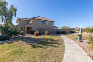 Exterior - 5BR/3BA Home with Private Heated Pool and Golf Course Views in San Tan Valley (San Tan Valley)