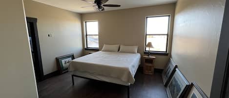 1 bedroom, WiFi, bed sheets
