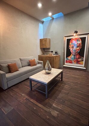 Premium bedding, in-room safe, blackout drapes, soundproofing - Casa Andreu Hotel (San Miguel de Allende)