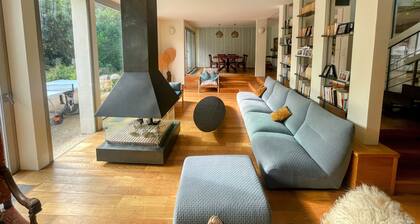 Grande maison moderne au calme à proximité immédiate de Paris #JO Paris 2024
