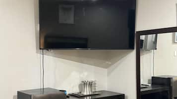 Individually furnished, desk, free WiFi, bed sheets