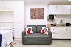 Ropa de cama de alta calidad, cortinas blackout y wifi gratis 