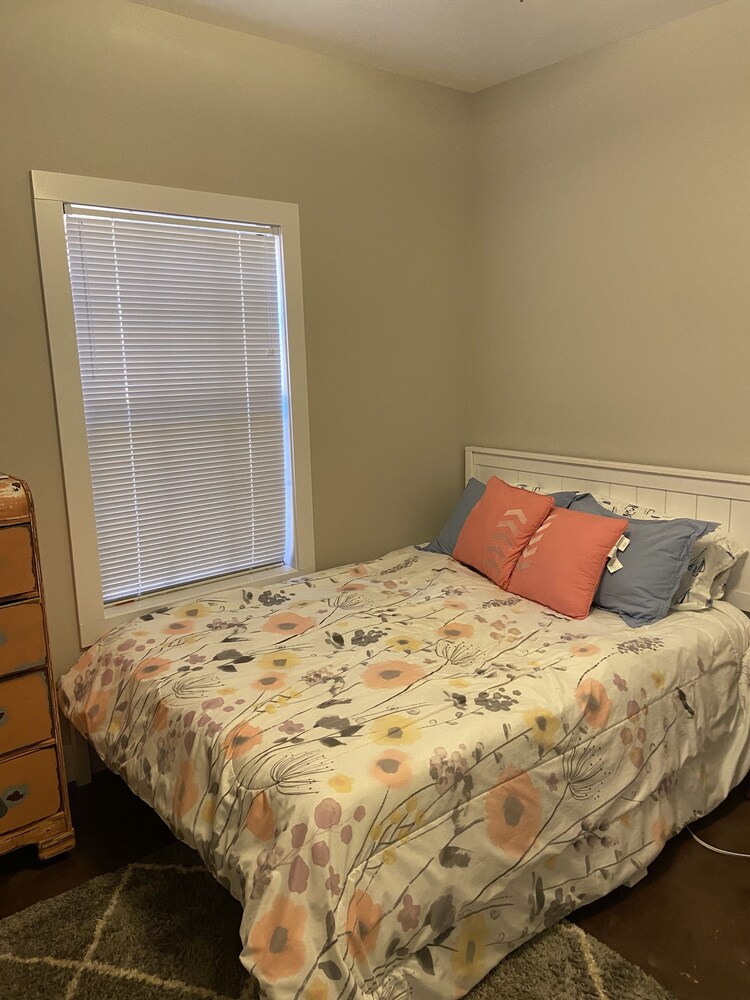 Water front home on Walnut Creek off Lake Mitchell with fishing & free