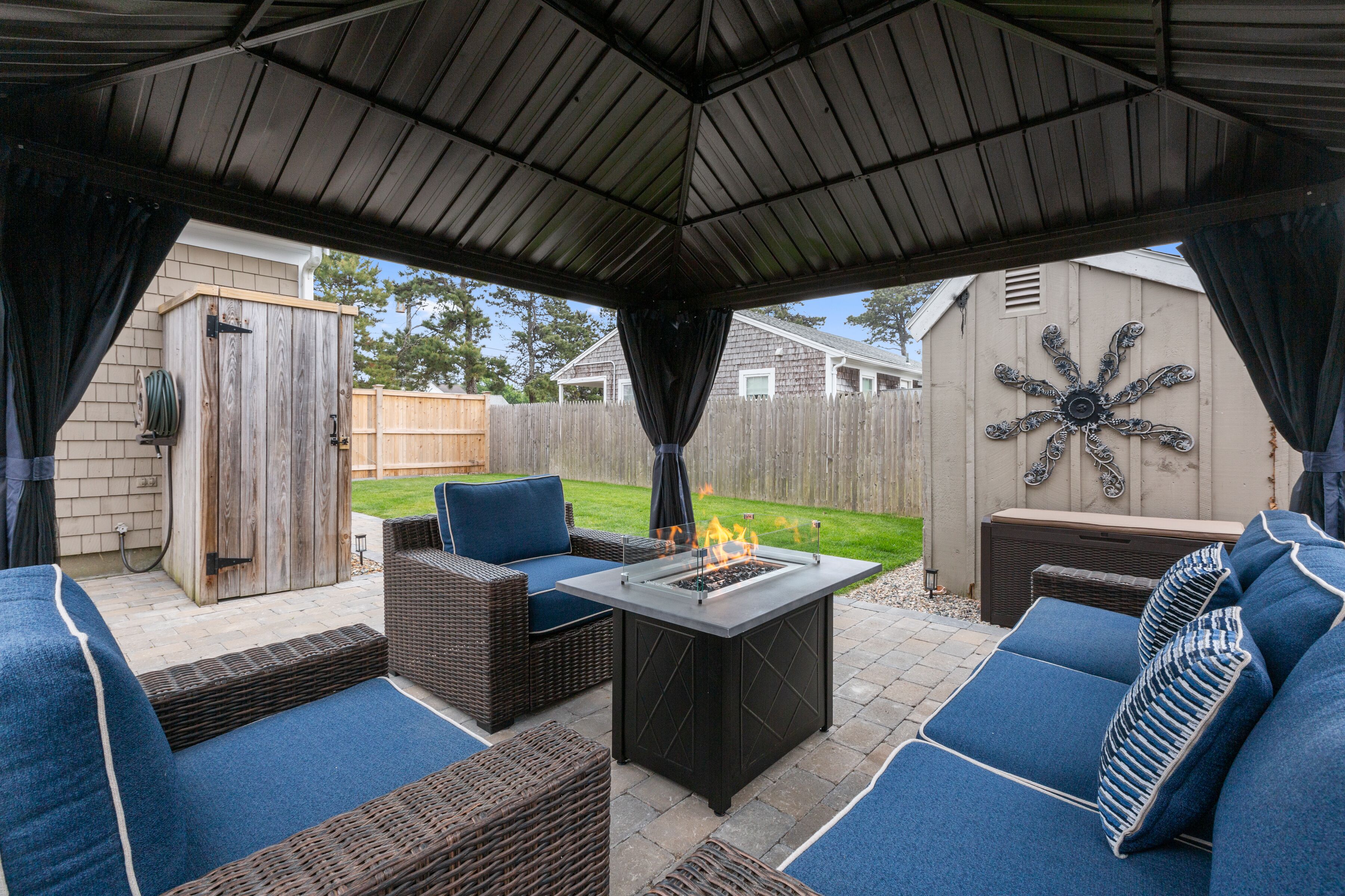 3-min walk to BEACH! Private luxury Backyard!