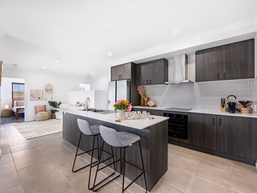 4BR Newly furnished Cozy house @Brownsplain