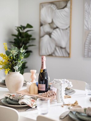 Dining - 4BR Newly furnished Cozy house @Brownsplain (Browns Plains)