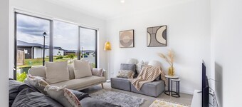 4BR Newly furnished Cozy house @Brownsplain