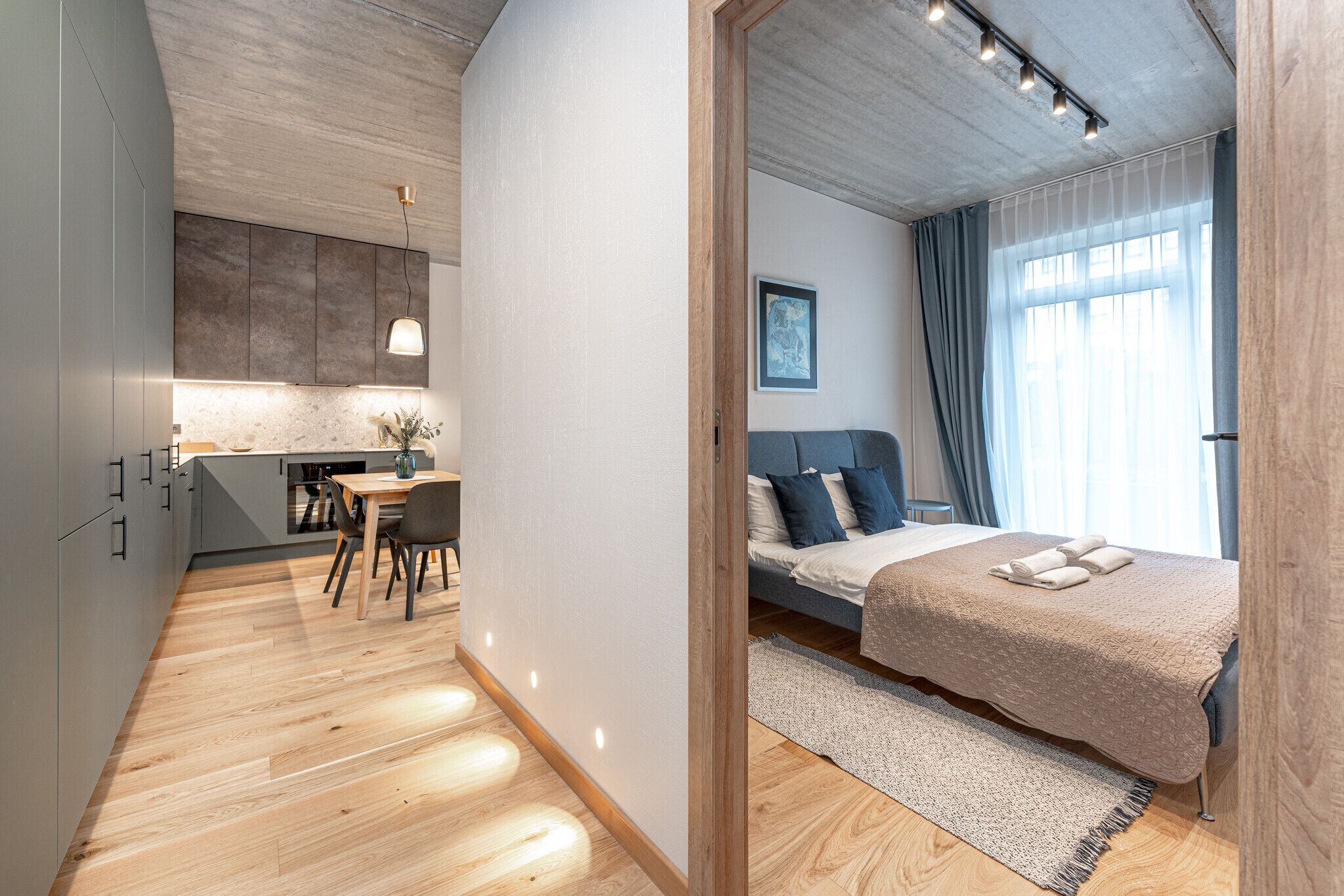 2 chambres, fer et planche à repasser, Wi-Fi gratuit, draps fournis