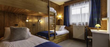 2 chambres, Wi-Fi gratuit, draps fournis