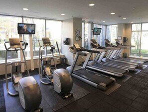 Fitness facility - Amazing Views, DT, Free Parking  (Vancouver)