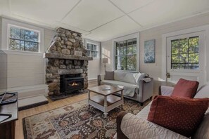 TV, fireplace - Bar Harbor Bungalow! (Bar Harbor)