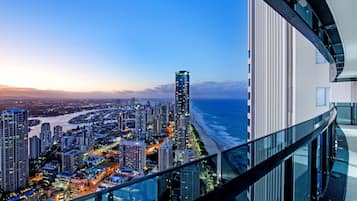 Apartment, 3 Bedrooms, Ocean View | Balcony view