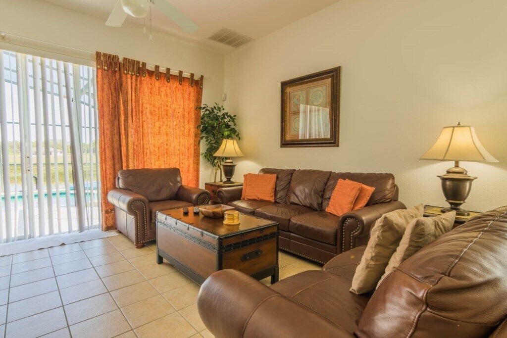 Lake View - No Rear Neighbors - Pool And Spa - Marbella North - Davenport