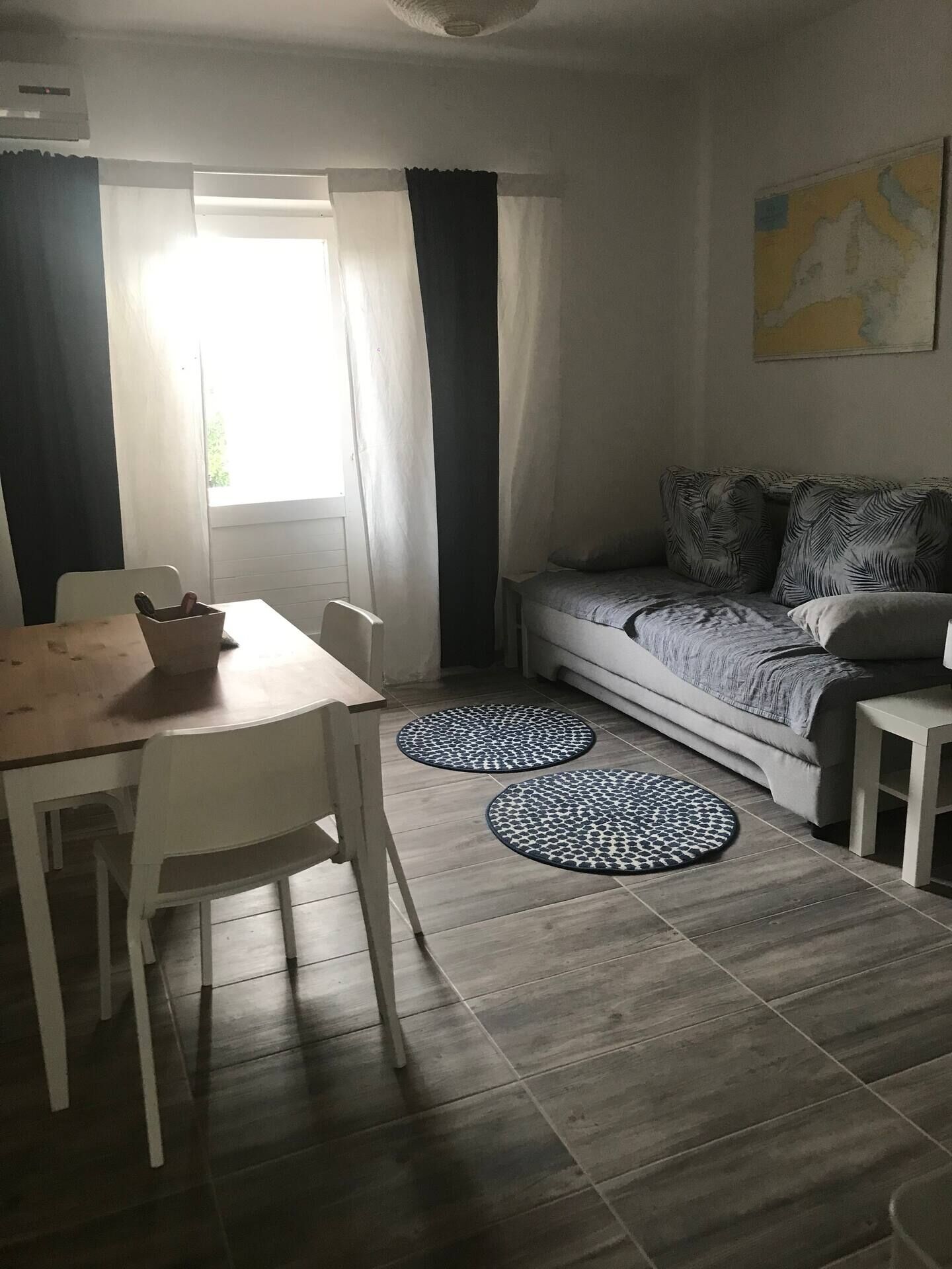 One Bedroom Apartment With Terrace And Sea View Novalja, Pag (A-21646-a) - Caska