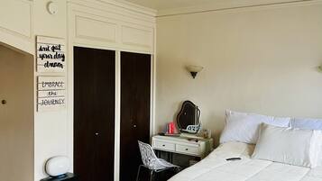 1 bedroom, WiFi, bed sheets