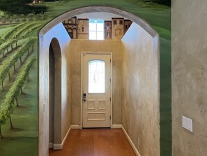 Interior - Luxury, modern and cozy home in a friendly neighborhood, close to everywhere! (Modesto)