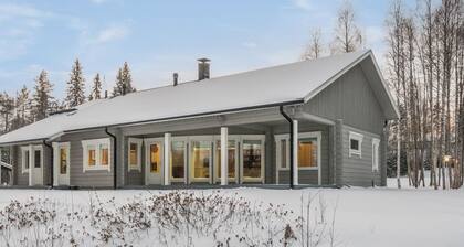 Vaahtissuvanto by Interhome