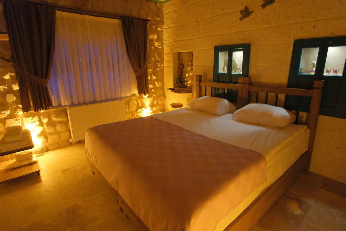 Standard Double Room | WiFi (free), bed sheets