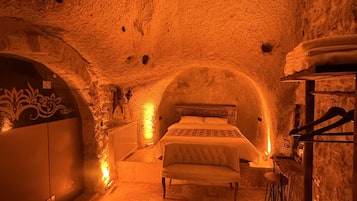 Deluxe Room | Free WiFi, bed sheets
