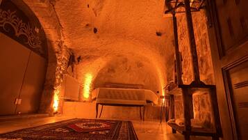 Deluxe Room | Free WiFi, bed sheets