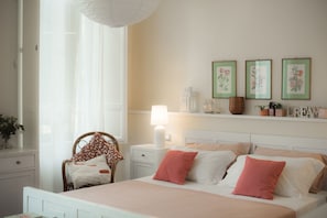 2 bedrooms, iron/ironing board, WiFi, bed sheets - A due passi dal mare (Lido di Camaiore)