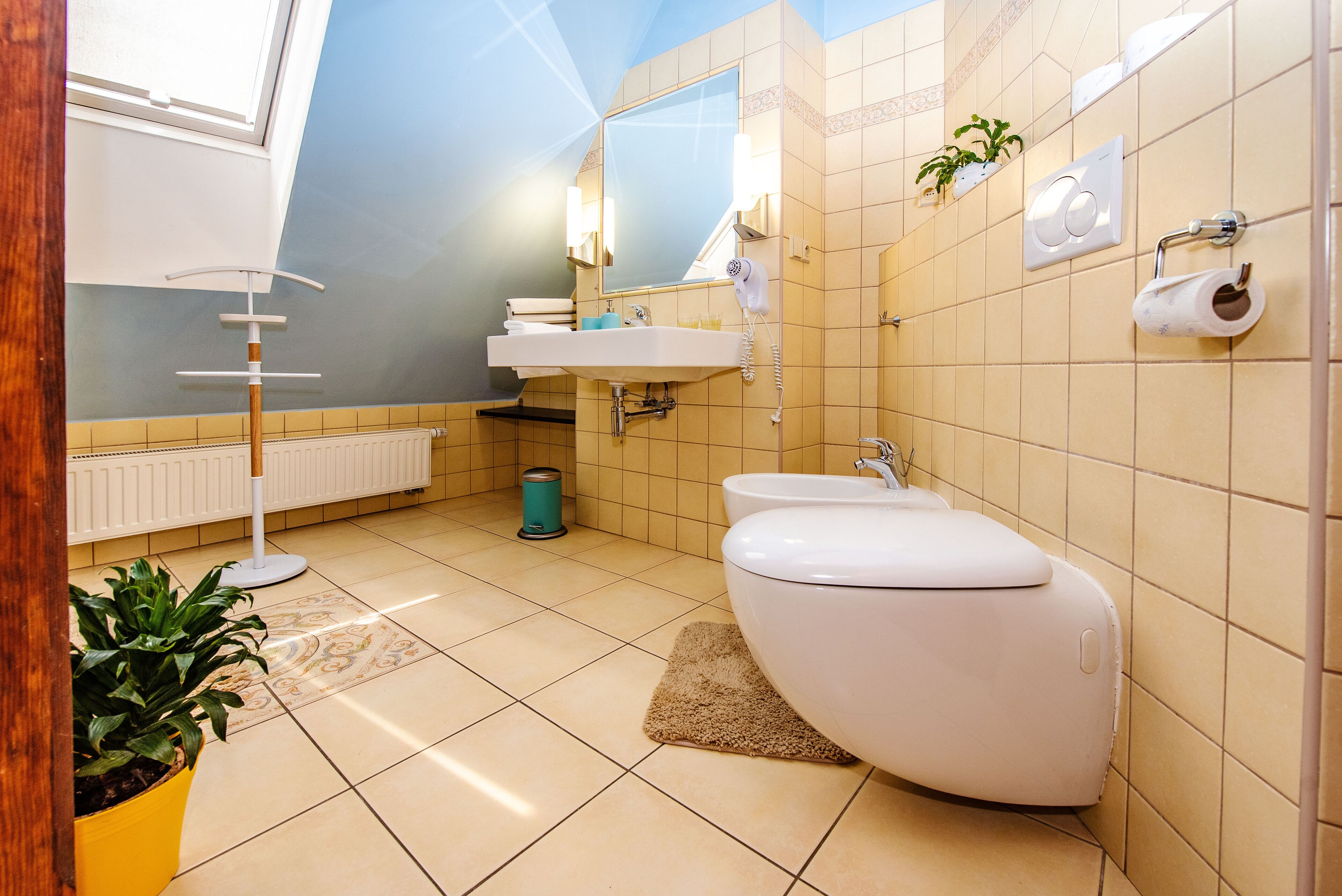 Superior Apartment, Multiple Beds, Kitchen, City View | Bathroom