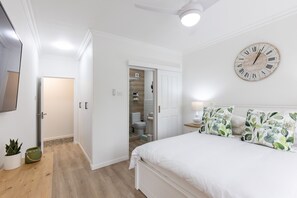 3 makuuhuonetta, silitysrauta/-lauta, Wi-Fi, vuodevaatteet