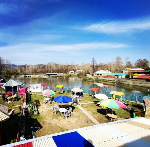 Dream Valley Resort Rawalakot