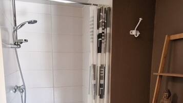 SĂšche-cheveux, papier toilette