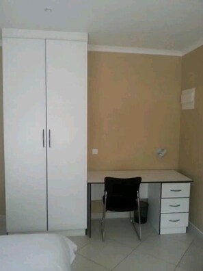 Standardzimmer | 2 Schlafzimmer, Bügeleisen/Bügelbrett, kostenloses WLAN