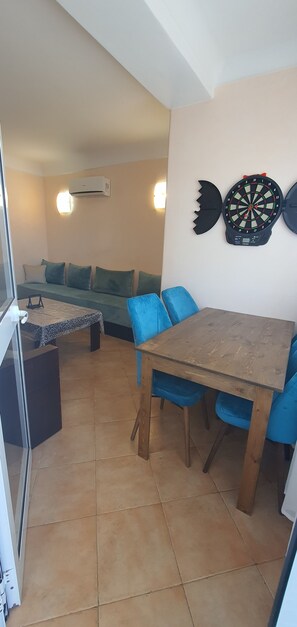 패밀리 아파트 | 다이닝룸