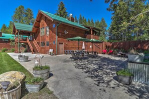 House (1 Bedroom) | Interior - Trego Cabin w/ Mtn Views, Easy Access to Lake (Trego)