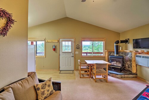 Trego Cabin w/ Mtn Views, Easy Access to Lake
