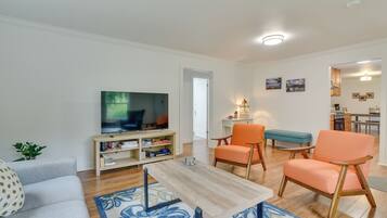 House (4 Bedrooms) | Interior