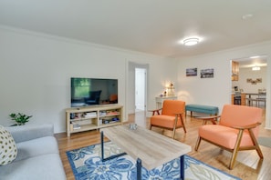 House (4 Bedrooms) | Interior - Downtown Home w/ Patio - Walk to Shops & Dining! (Stevenson)