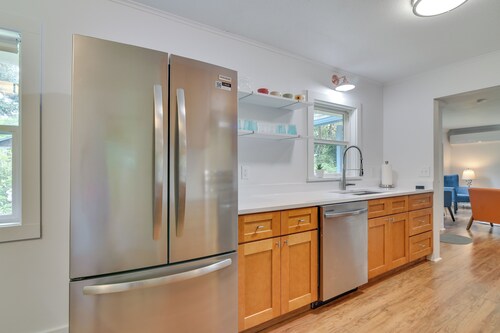 Downtown Home w/ Patio - Walk to Shops & Dining!