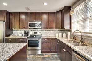 House (3 Bedrooms) | Interior - Remodeled Family Home ~ 2 Mi to Lake Lanier! (Buford)