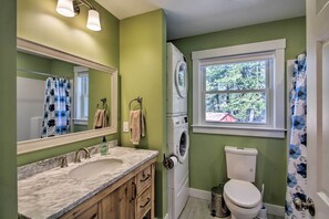 Cottage (2 Bedrooms) | Interior - Lakefront Meredith Home: Private Beach & Fire Pit! (Meredith)
