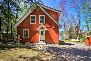 Cottage (2 Bedrooms) | Interior