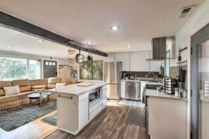 House (2 Bedrooms) | Interior - Seattle Area Getaway ~ 5 Mi to Puget Sound! (Mountlake Terrace)