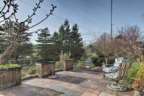 House (2 Bedrooms) | Interior - Seattle Area Getaway ~ 5 Mi to Puget Sound! (Mountlake Terrace)