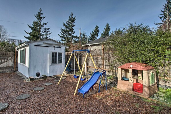 House (2 Bedrooms) | Interior - Seattle Area Getaway ~ 5 Mi to Puget Sound! (Mountlake Terrace)