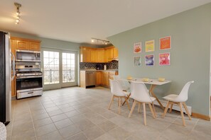 House (2 Bedrooms) | Bahagian dalam