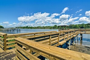 Cottage (3 Bedrooms) | Interior - Oak Island Cottage - Walk to Beach & Intracoastal! (Oak Island)